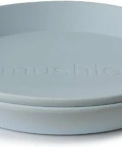 MUSHIE Plates Round Powder Blue 2-pack - MUSHIE Borden - Servies - Kinderseries - Etenstijd - Eten - Baby - Dreumes - Peuter - Kleuter - Plastic Bord - Powder Blue - Blauw