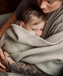 Wollen Ledikant Deken 100x150 Zand Pure Baby Love -Sophie Shop 550x366 49