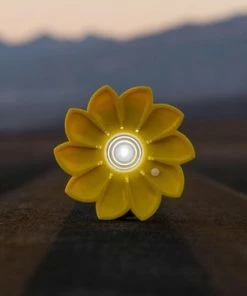 Little Sun - Nacht / Lees Lampje - Zonne-energie - Original -Sophie Shop 550x366 68