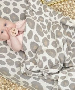 Meyco Aankleedkussenhoes Panter - Neutral -Sophie Shop 550x401 7