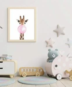 Postercity.nl Postercity - Design Canvas Poster Giraffe Met Kauwgom / Kinderkamer / Dieren Poster / Babykamer - Kinderposter / Babyshower Cadeau / Muurdecoratie / 50 X 40 Cm -Sophie Shop 550x412 59