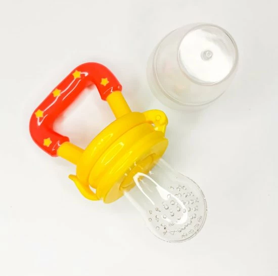 Merkloos 4 In 1 Baby Fruitspeen - Bijtring - Fruitzuiger - Babyvoeding - Siliconen Fruitspeen - Baby Shower Of Kraam Cadeau - Geel 12 Merkloos 4 In 1 Baby Fruitspeen - Bijtring - Fruitzuiger - Babyvoeding - Siliconen Fruitspeen - Baby Shower Of Kraam Cadeau - Geel - Afbeelding 10