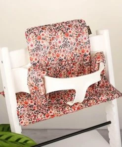 Ukje Stoelverkleiner - Kussenset - Geschikt Voor Stokke Tripp Trapp Kinderstoel - Geplastificeerd - Roze - Bloemen Print -Sophie Shop 550x550 327