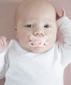 Difrax Fopspeen Newborn Dental - Lichtblauw/Crèmewit/Lichtroze/Lichtgroen - Orthodontische Speen - 4 Stuks 21 Difrax Fopspeen Newborn Dental - Lichtblauw/Crèmewit/Lichtroze/Lichtgroen - Orthodontische Speen - 4 Stuks -Sophie Shop 550x550 34