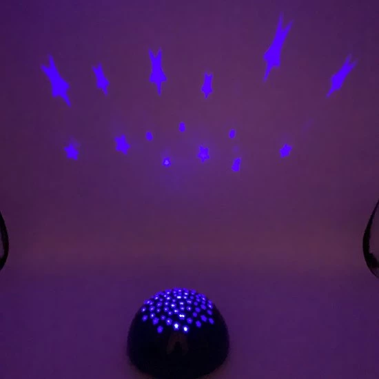 RL Sterren Projector | 4 Kleuren Led Op Batterijen | Roze | Sterretjes Nachtlamp 4 RL Sterren Projector | 4 Kleuren Led Op Batterijen | Roze | Sterretjes Nachtlamp - Afbeelding 2