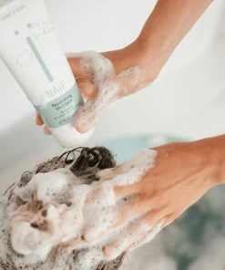 Na?f Na F Voedende Shampoo - Baby En Kids - 2x 200ml - Met Natuurlijke Ingredi Nten -Sophie Shop 550x550 434