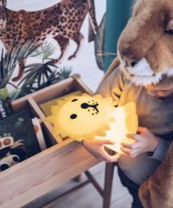 Mr Maria Snuffie Eerste Licht Nachtlamp 78 Mr Maria Snuffie Eerste Licht Nachtlamp -Sophie Shop 550x550 543