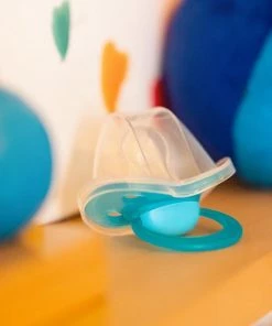 Medela Baby Fopspeen Day&Night Hoge Acceptatie Orthdontisch Ergonomische Vorm Glow In The Dark - Signature Love Mama - 18+ Maanden - 2 Stuks -Sophie Shop 550x550 687