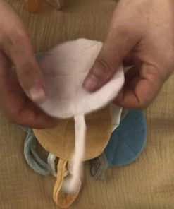 DecoDuoBelle - Speendoekje Leaf - Zachte Linnenlook Katoen - Knisperend Blaadje - Baby Speenknuffel - Cr Me Ecru -Sophie Shop 550x550 738