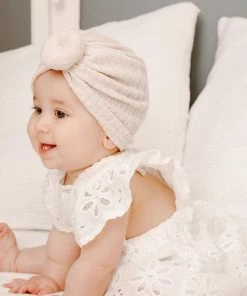 Little Koekies Baby Turban Donut Beige - Kraamcadeau - Babymuts - Newborngift 9 Little Koekies Baby Turban Donut Beige - Kraamcadeau - Babymuts - Newborngift -Sophie Shop 550x550 848