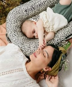 Sleepyhead Dockatot Babynest Deluxe+ Painted Spots (Sleepyhead) -Sophie Shop 550x550 872