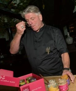 Babe Breakfast Box - Biologische Culinaire Babyhapjes Vanaf 8 Maanden - Variatiemenu - 6 Maaltijden Met 3 Unieke Smaken - 6x200 Gram Babyvoeding - Winnaar Baby Innovation Award 2022 – Beste Babyvoeding 2022 -Sophie Shop 550x615 1