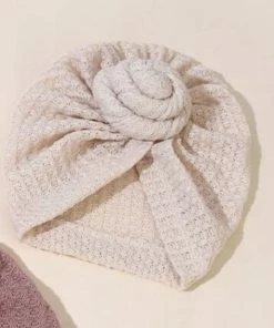 Little Koekies Baby Turban Donut Beige - Kraamcadeau - Babymuts - Newborngift 7 Little Koekies Baby Turban Donut Beige - Kraamcadeau - Babymuts - Newborngift -Sophie Shop 550x616 7