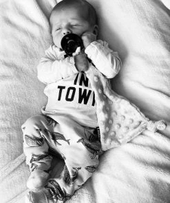 Louka Speendoekje Driehoek Minky Blush | Minky | Speenknuffel | Roze | Excl. Speen -Sophie Shop 550x731 4