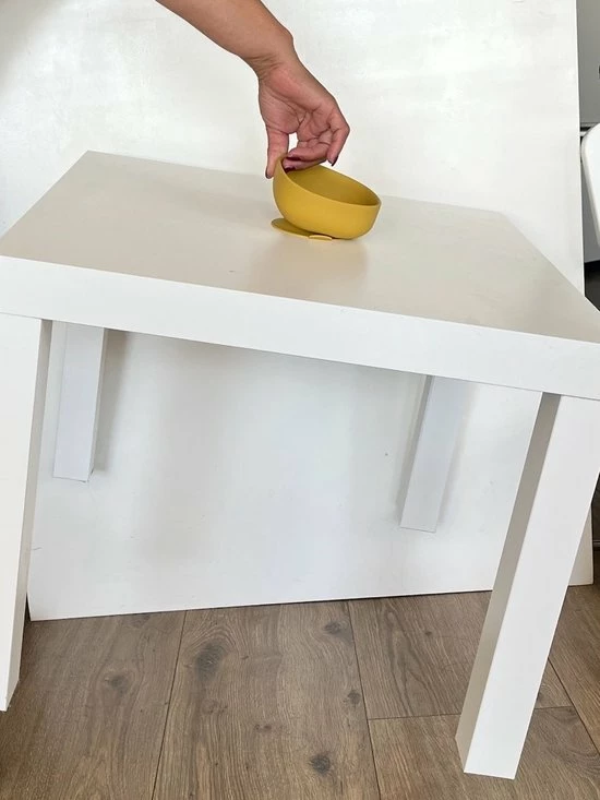 My Favourites By Far-8 Delige Siliconen Kinderservies-Roze-BPA Vrij-Luxe Geschenkdoos-Borden-Kom-met Zuignap-Drinkbeker -Bestek-Slabbetje-Snackbakje-Fruitbakje 7 My Favourites By Far-8 Delige Siliconen Kinderservies-Roze-BPA Vrij-Luxe Geschenkdoos-Borden-Kom-met Zuignap-Drinkbeker -Bestek-Slabbetje-Snackbakje-Fruitbakje - Afbeelding 5