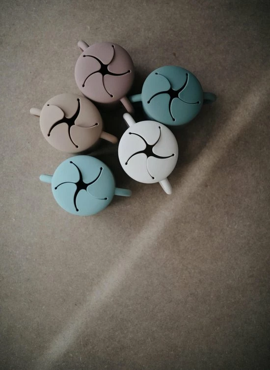 Mushie - Siliconen Snack Cup 5 Mushie - Siliconen Snack Cup - Afbeelding 3