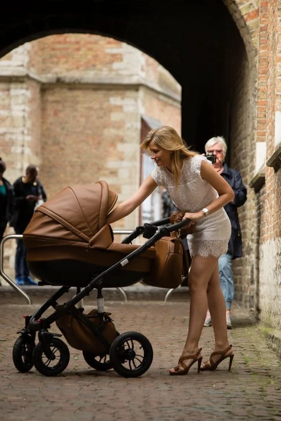 P'tit Chou Trento Cognac - Complete 3 In 1 Kinderwagen Set - Buggy + Autostoel + Incl. Accessoires 10 P'tit Chou Trento Cognac - Complete 3 In 1 Kinderwagen Set - Buggy + Autostoel + Incl. Accessoires - Afbeelding 8