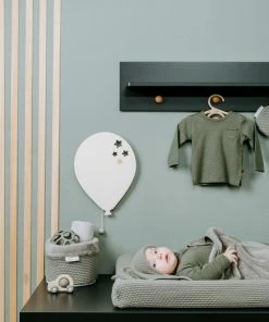 Baby's Only Gebreide Wikkeldeken - Omslagdoek Baby Sky - Teddy Voering - Urban Green - 75x75 Cm - Geschikt Voor Drie- En Vijfpuntsgordel -Sophie Shop 550x824 3