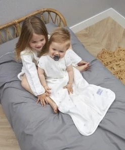 Meyco Uni Dekbedovertrek Ledikant Grijs/Lichtgrijs - 100x135cm -Sophie Shop 550x825 37