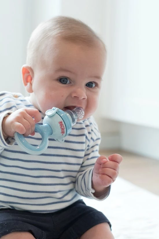 N?by Nuby - Nibbler Sabbelzakje Uit Silicone - Sabbelzakje Voor Baby's En Peuters Vanaf 6 Maanden - Nibbler Voor Fruit En Groenten - Zonder BPA - Blauw 6 N?by Nuby - Nibbler Sabbelzakje Uit Silicone - Sabbelzakje Voor Baby's En Peuters Vanaf 6 Maanden - Nibbler Voor Fruit En Groenten - Zonder BPA - Blauw - Afbeelding 4