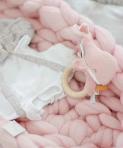 Merkloos Babynestje Roze - Chunky Merino Wol XXL Wol Fluffy Wol Black Friday Sale Knitting - Poppenbed - Bed Sint Cadeau Baby Nestje Baby Bed Schoencadeautjes Sinterklaas Baby Slaapnestje Kraamcadeau Babyshower Cadeau Baby Cadeau -Sophie Shop 550x825 69