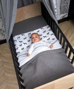 Meyco Herringbone Wiegdeken - 75x100cm - Honey Gold -Sophie Shop 550x825 9