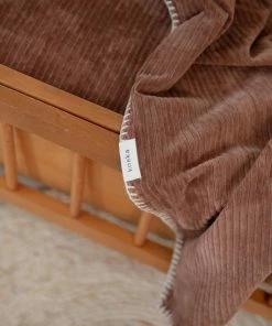 Koeka Baby Dekentje Wieg Teddy Vik - Bruin - 75x100cm -Sophie Shop 550x826 3